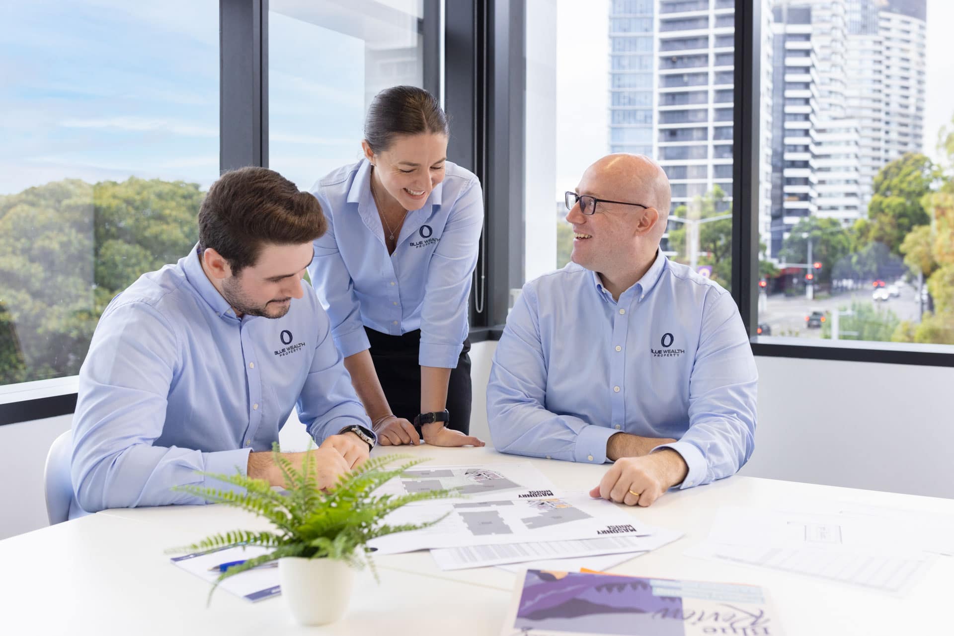 picture of our Investment Specialists' Team